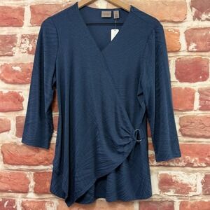 Chicos Easywear Top Women's M Blue Surplice Wrap Jacquard Abstract Casual Career